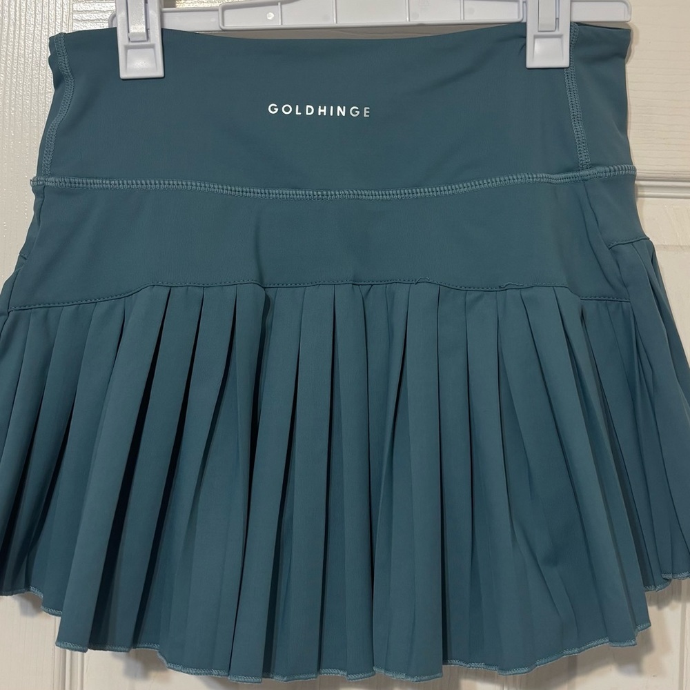 Gold Hinge Teal Pleated Active Skort